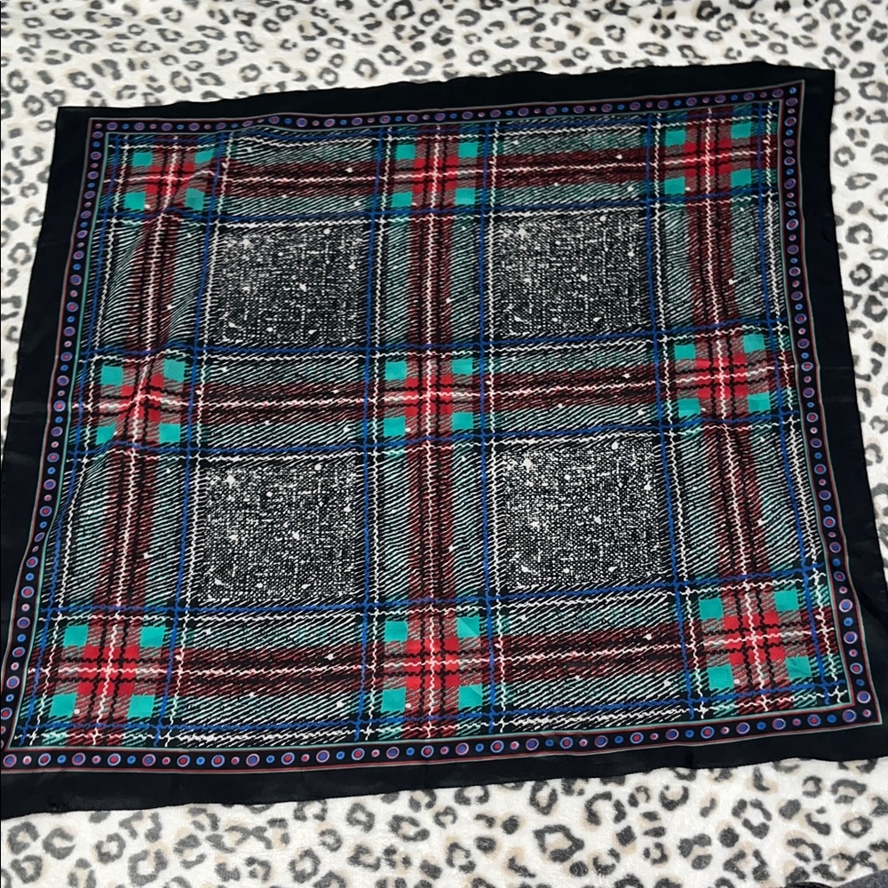 Vintage Plaid Scarf with Black Border